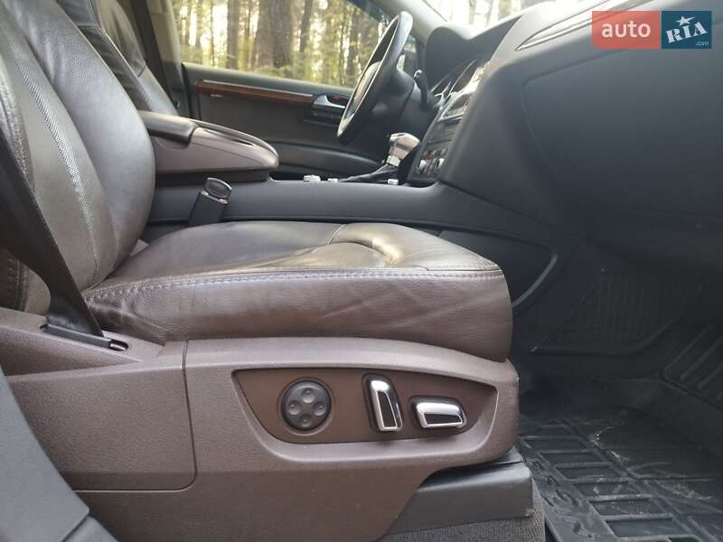 Позашляховик / Кросовер Audi Q7 2010 в Охтирці