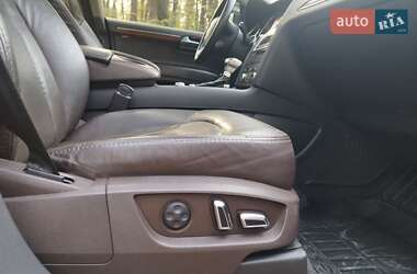 Внедорожник / Кроссовер Audi Q7 2010 в 