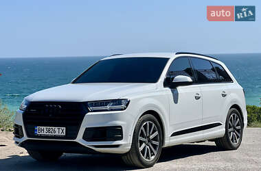 Позашляховик / Кросовер Audi Q7 2016 в Одесі
