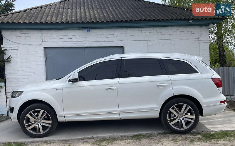 Внедорожник / Кроссовер Audi Q7 2014 в Прилуках