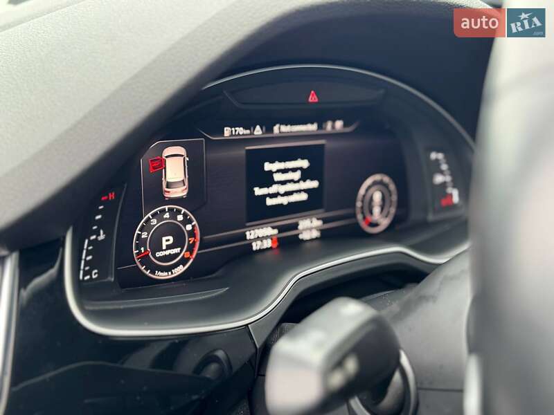 Позашляховик / Кросовер Audi Q7 2017 в Рівному