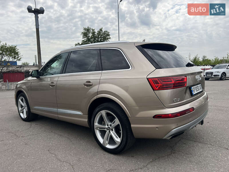 Внедорожник / Кроссовер Audi Q7 2018 в Запорожье