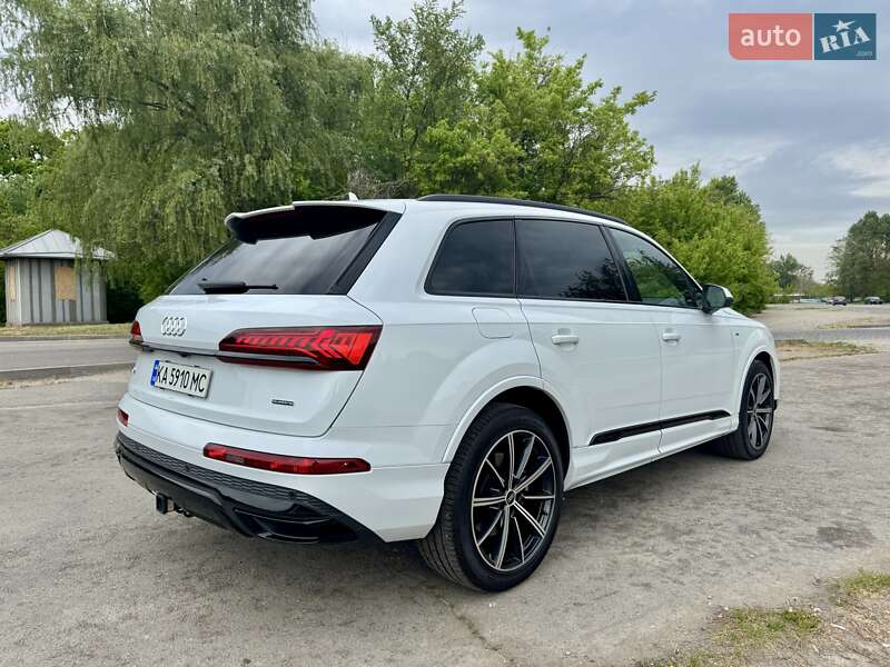 Внедорожник / Кроссовер Audi Q7 2022 в Днепре