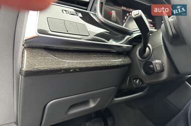 Позашляховик / Кросовер Audi Q7 2022 в 