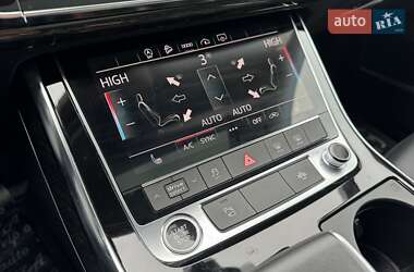 Позашляховик / Кросовер Audi Q7 2022 в 