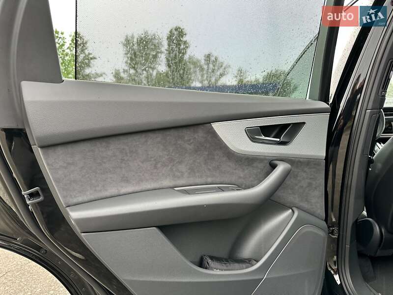 Внедорожник / Кроссовер Audi Q7 2025 в Киеве