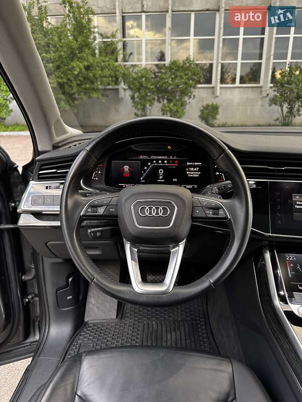 Внедорожник / Кроссовер Audi Q7 2019 в Обухове