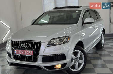 Позашляховик / Кросовер Audi Q7 2013 в 