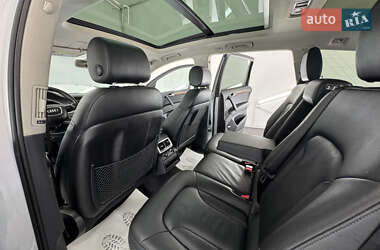 Позашляховик / Кросовер Audi Q7 2013 в 