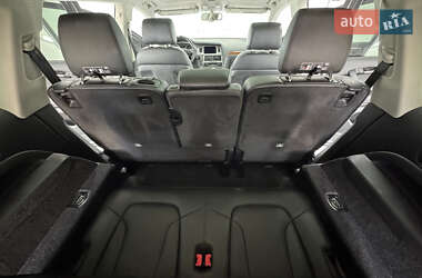 Позашляховик / Кросовер Audi Q7 2013 в 