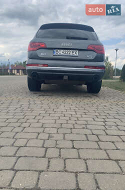Позашляховик / Кросовер Audi Q7 2013 в 