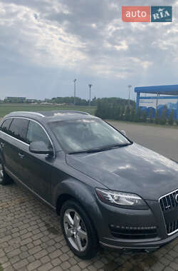 Позашляховик / Кросовер Audi Q7 2013 в 