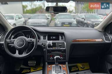 Внедорожник / Кроссовер Audi Q7 2014 в 