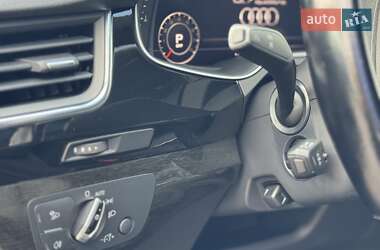 Внедорожник / Кроссовер Audi Q7 2016 в 