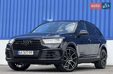 Внедорожник / Кроссовер Audi Q7 2016 в 