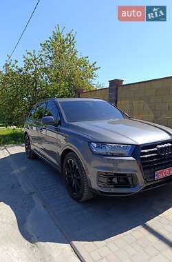 Внедорожник / Кроссовер Audi Q7 2018 в Днепре
