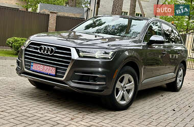 Внедорожник / Кроссовер Audi Q7 2018 в 