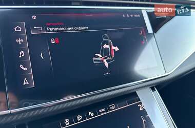Позашляховик / Кросовер Audi Q7 2024 в 