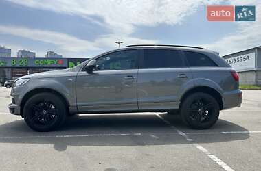 Позашляховик / Кросовер Audi Q7 2015 в Києві