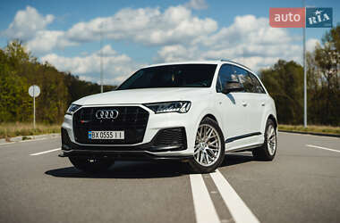 Внедорожник / Кроссовер Audi Q7 2020 в Хмельницком