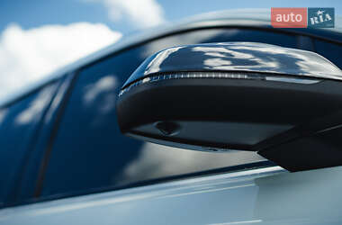 Внедорожник / Кроссовер Audi Q7 2020 в 