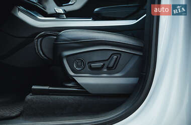 Внедорожник / Кроссовер Audi Q7 2020 в 