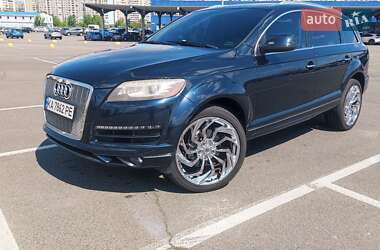 Позашляховик / Кросовер Audi Q7 2010 в Києві
