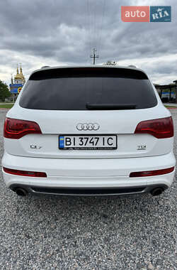 Внедорожник / Кроссовер Audi Q7 2012 в 