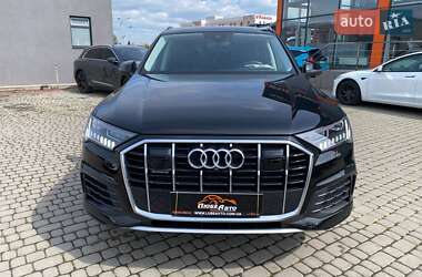 Внедорожник / Кроссовер Audi Q7 2021 в 