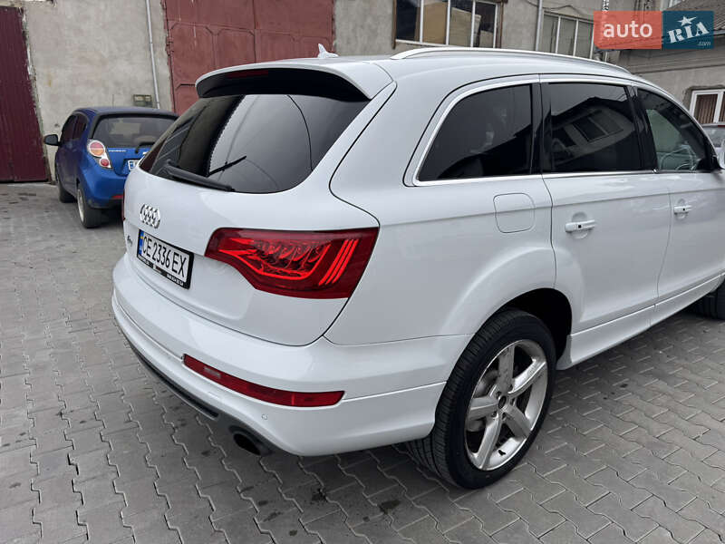 Внедорожник / Кроссовер Audi Q7 2013 в Черновцах