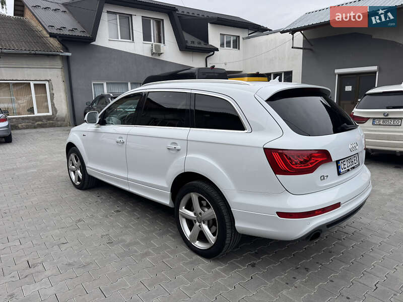 Внедорожник / Кроссовер Audi Q7 2013 в Черновцах