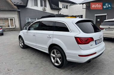 Позашляховик / Кросовер Audi Q7 2013 в 