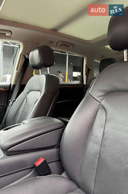 Позашляховик / Кросовер Audi Q7 2013 в 
