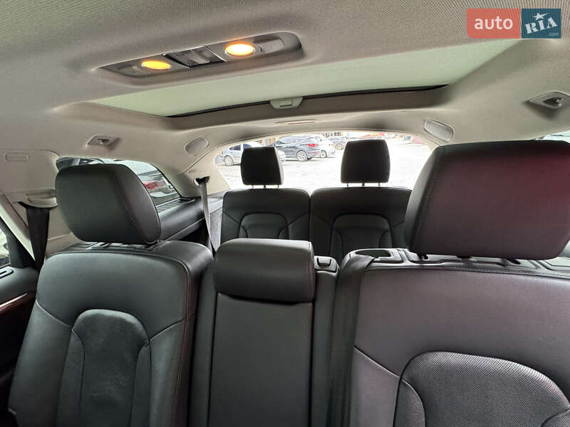 Внедорожник / Кроссовер Audi Q7 2013 в Черновцах