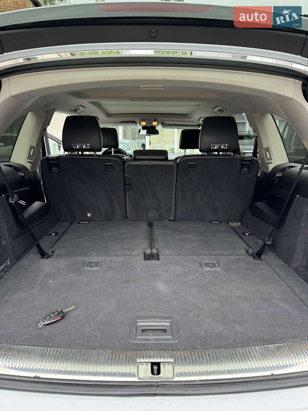Внедорожник / Кроссовер Audi Q7 2013 в Черновцах