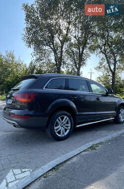Внедорожник / Кроссовер Audi Q7 2009 в 