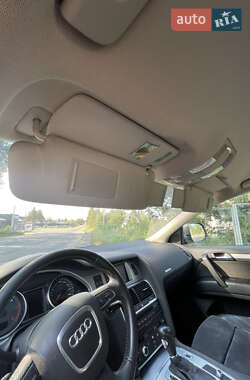 Внедорожник / Кроссовер Audi Q7 2009 в 