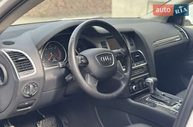 Внедорожник / Кроссовер Audi Q7 2014 в 