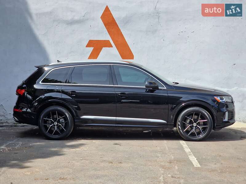 Внедорожник / Кроссовер Audi Q7 2021 в Одессе