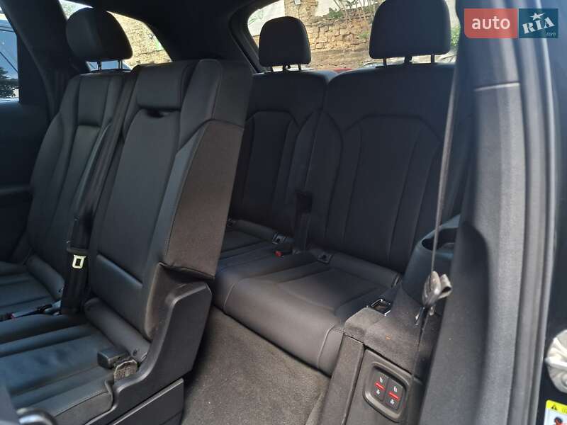 Внедорожник / Кроссовер Audi Q7 2021 в Одессе