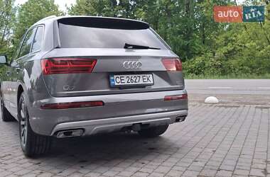 Позашляховик / Кросовер Audi Q7 2016 в 