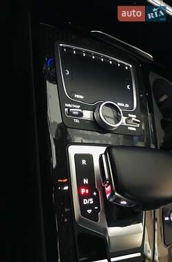 Внедорожник / Кроссовер Audi Q7 2018 в 