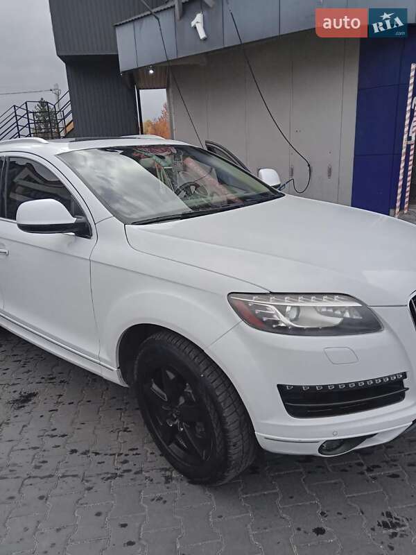 Внедорожник / Кроссовер Audi Q7 2013 в Тернополе