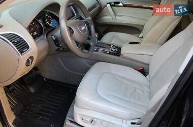 Внедорожник / Кроссовер Audi Q7 2014 в 