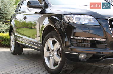 Внедорожник / Кроссовер Audi Q7 2014 в 