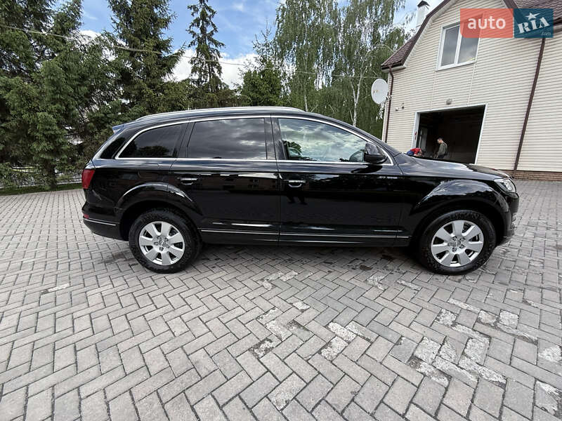 Позашляховик / Кросовер Audi Q7 2014 в Кременчуці