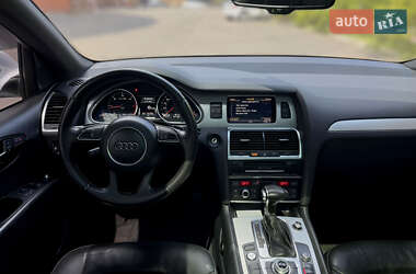 Внедорожник / Кроссовер Audi Q7 2012 в 