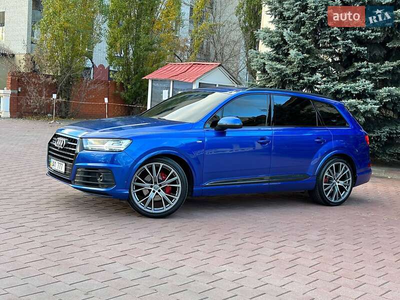 Внедорожник / Кроссовер Audi Q7 2016 в Харькове