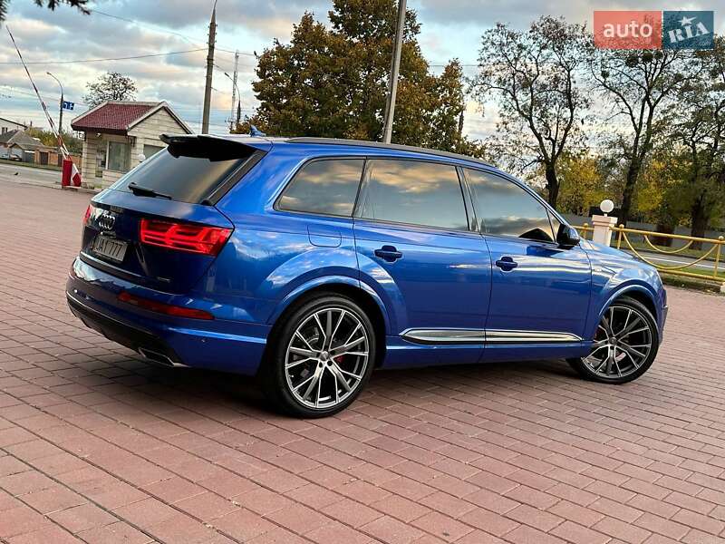 Внедорожник / Кроссовер Audi Q7 2016 в Харькове