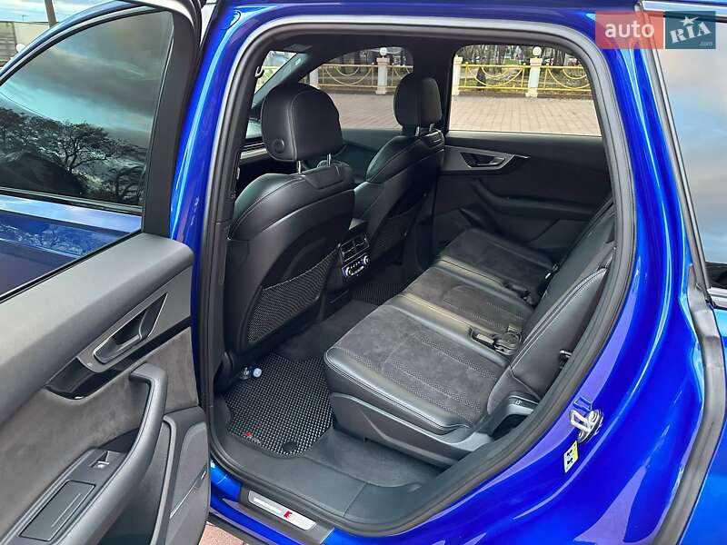 Внедорожник / Кроссовер Audi Q7 2016 в Харькове